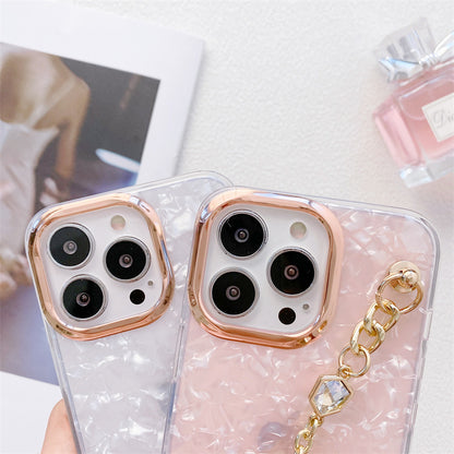 Dreamy Pattern Case: Elegance & Protection