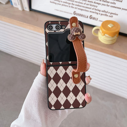 Z Flip 5 Case: Cute Protection