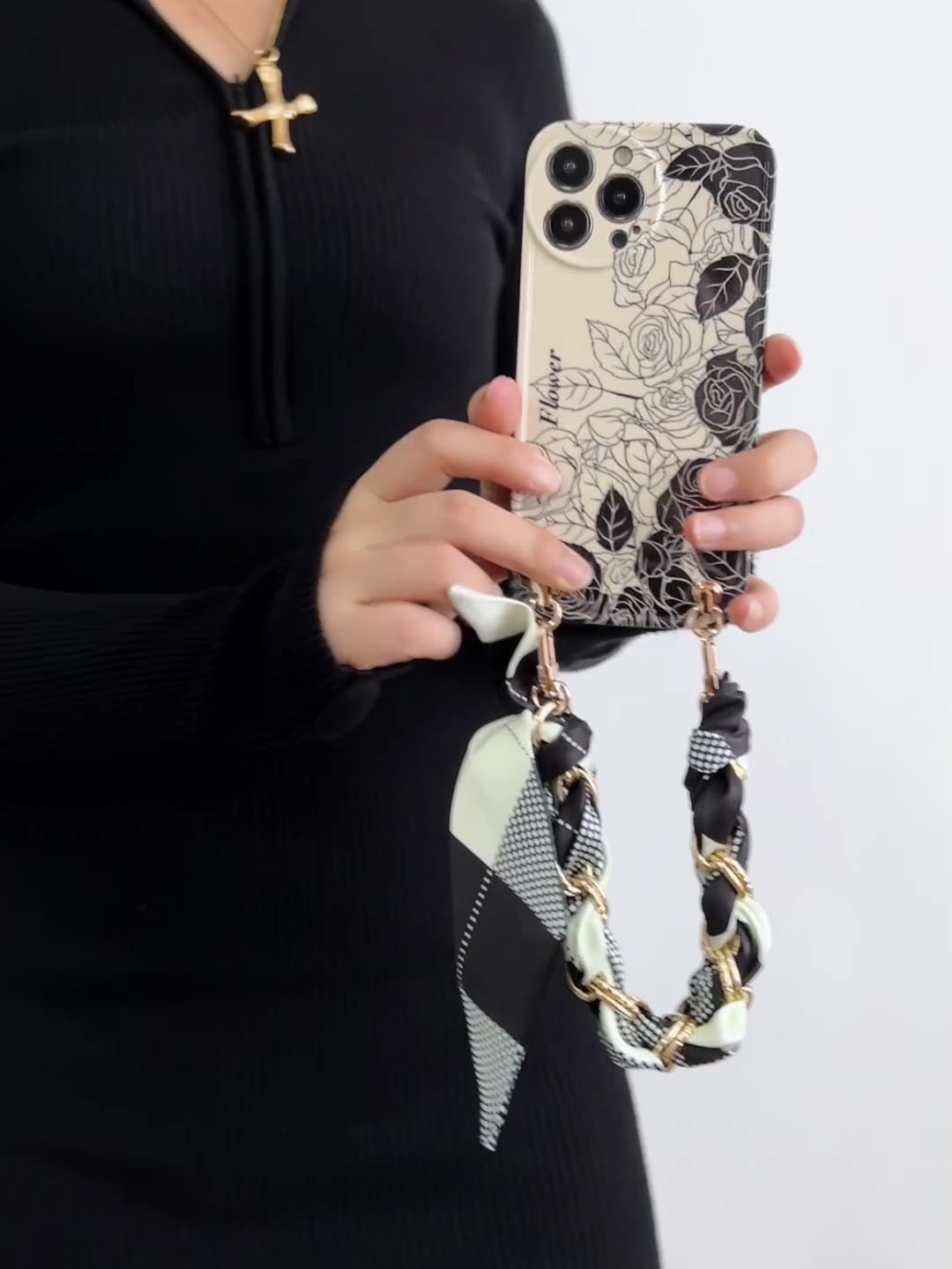 Silk Rose Chain iPhone Crossbody - Elegant Protection