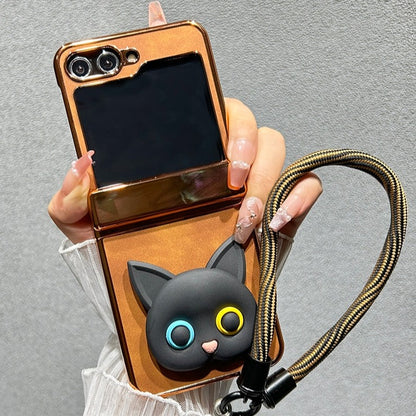 Cat Design Z Flip Case: Stylish Protection