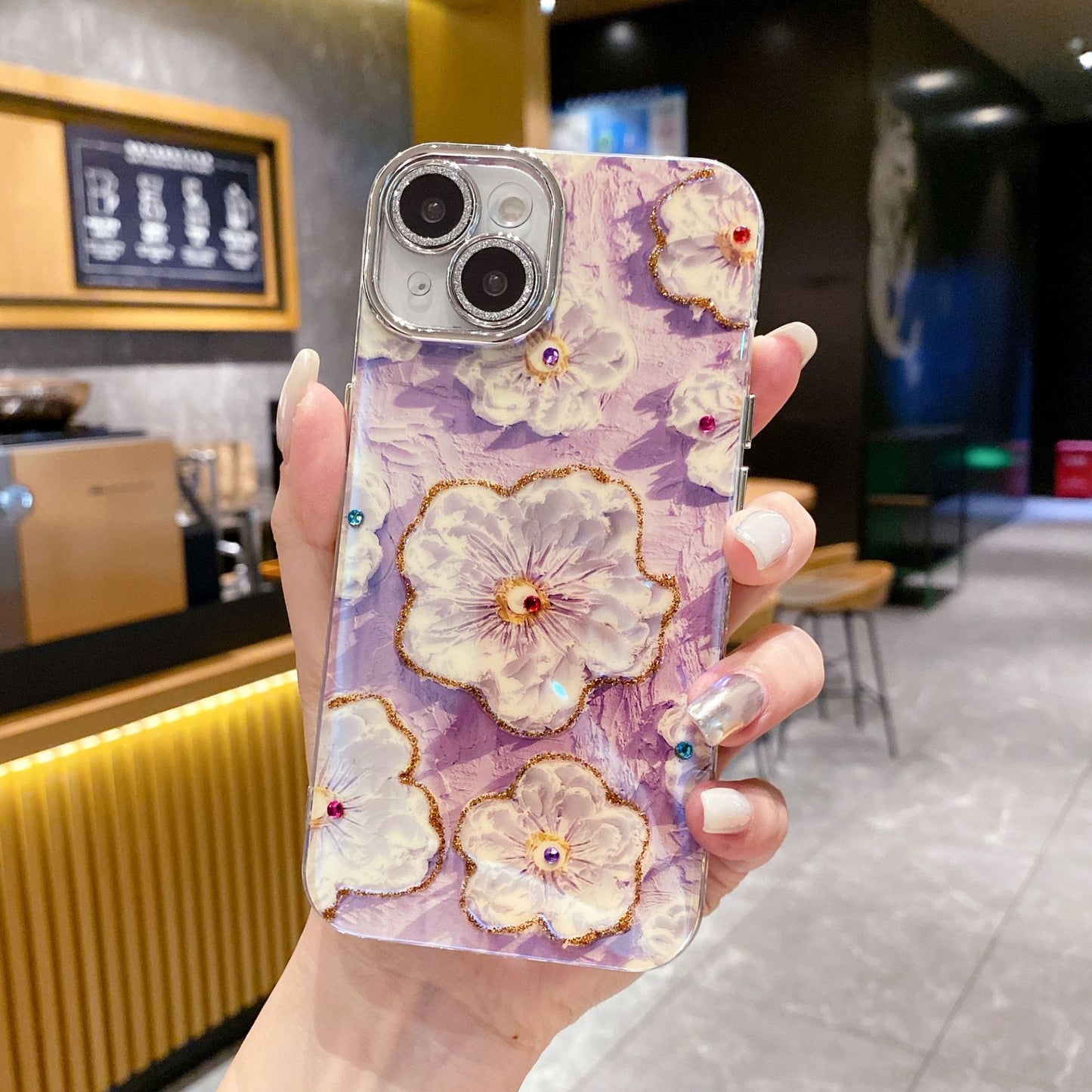 Artistic Floral Case : Elegance & Protection