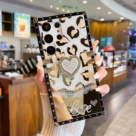 Sexy Love Heart Leopard Phone Case For Samsung S23